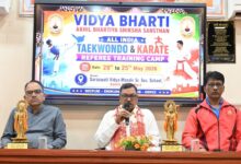 प्रशिक्षण शिविर में प्रतिभागियों को संबोधित करते हुए क्षेत्र संगठन मंत्री डोमेश्वर साहू